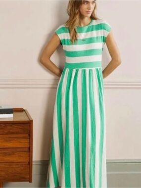 Boden Easy T-shirt midi maxi dress in gumdrop stripes. Green and white, size 6